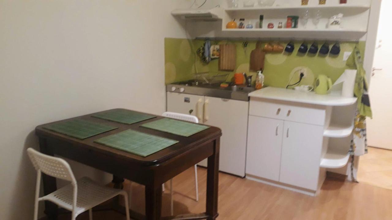 Kawalerka Na Starym Zoliborzu Varsóvia Exterior foto